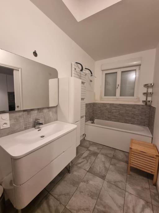Maison Tout Confort A 3Minutes De Dunkerque Coudekerque-Branche Bagian luar foto